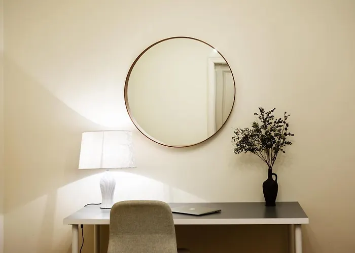 Διαμέρισμα Old Modern And Spacious 2 Bedroom Ρίγα